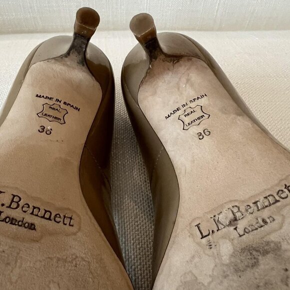 L K Bennett Nude Patent Kitten Heel Court Shoes - Picture 9 of 12